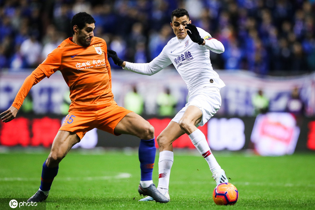 HKA绝杀FNC，369操刀奇招英雄翻盘激烈交锋半决赛，成为赛场最大亮点